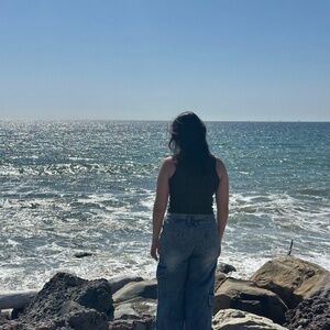 Meet your Posher, Claudia